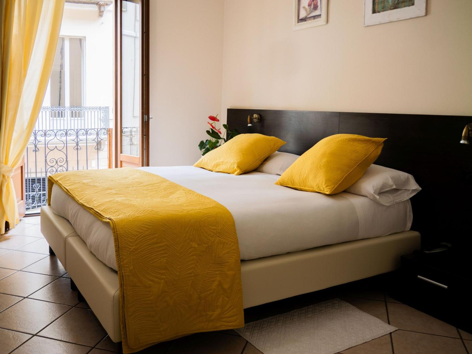 Hotel Ligure Cuneo Buitenkant foto
