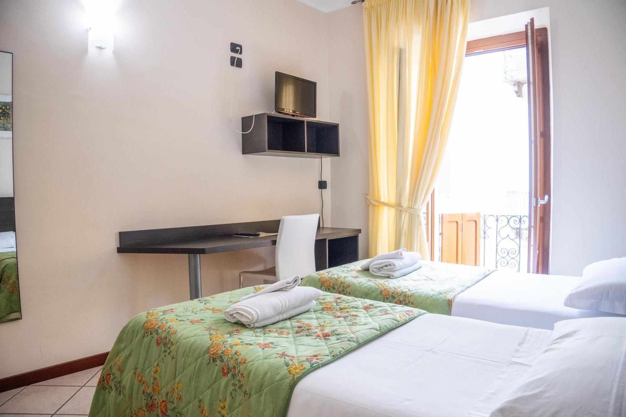 Hotel Ligure Cuneo Buitenkant foto