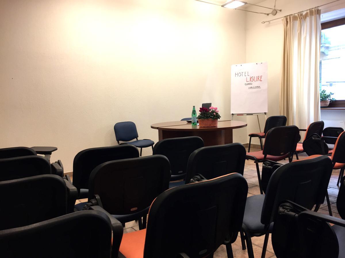 Hotel Ligure Cuneo Buitenkant foto